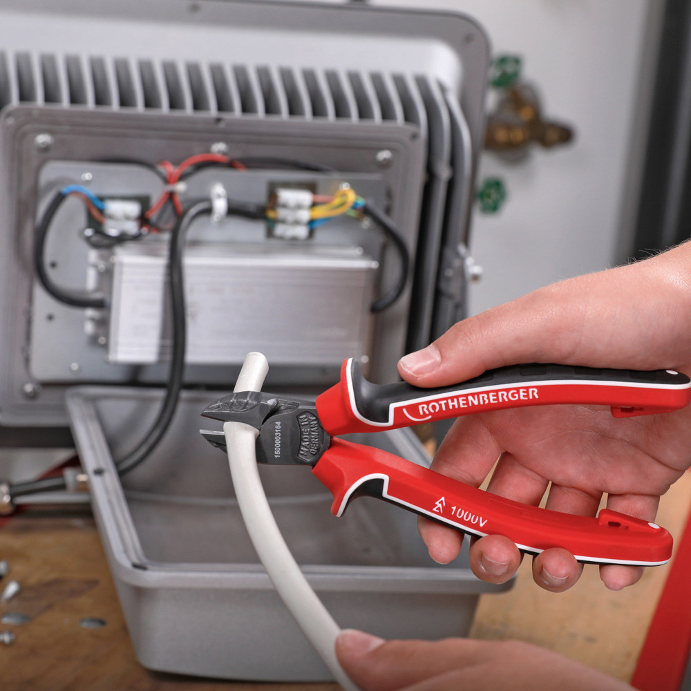 Alicate para electricista corte lateral 160 mm